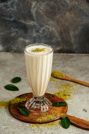 When and How to Use an Ayurvedic Shake: Timing, Digestion & Lifestyle Tips